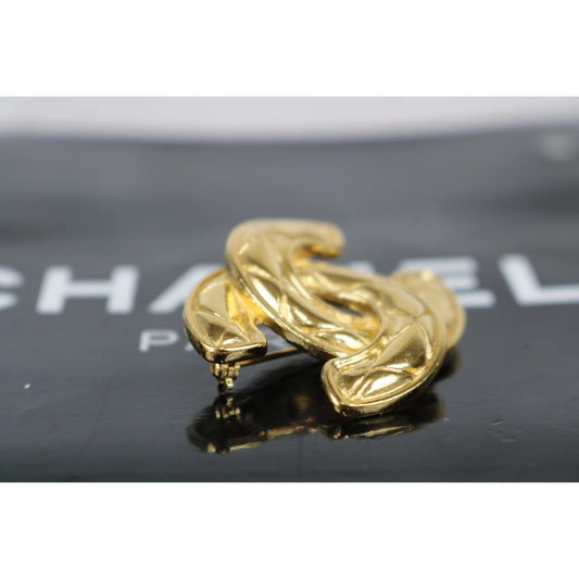 Rank A | CHANEL Coco Mark Vintage Gold Brooch |032425
