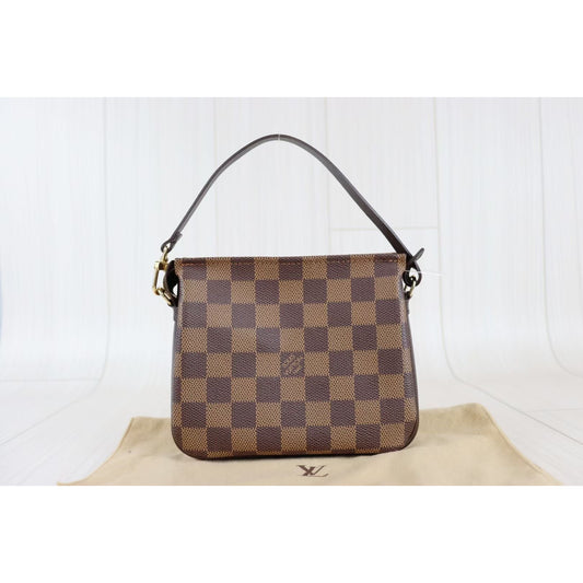 Rank SA | LV Damier Truth Make Up |073110