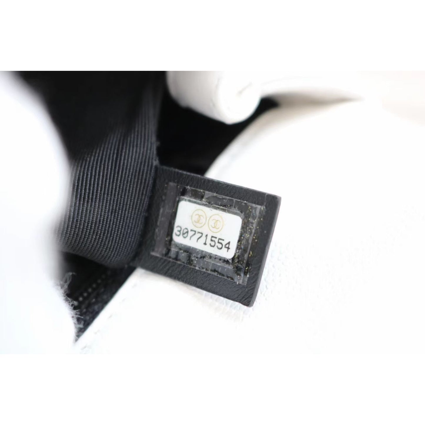 Rank S | CHANEL Matrasse Lamb Skin Shoulder Bag |022513