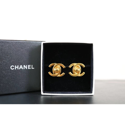 W-Rank SA |CHANEL Coco Mark Vintage Earrings |053007
