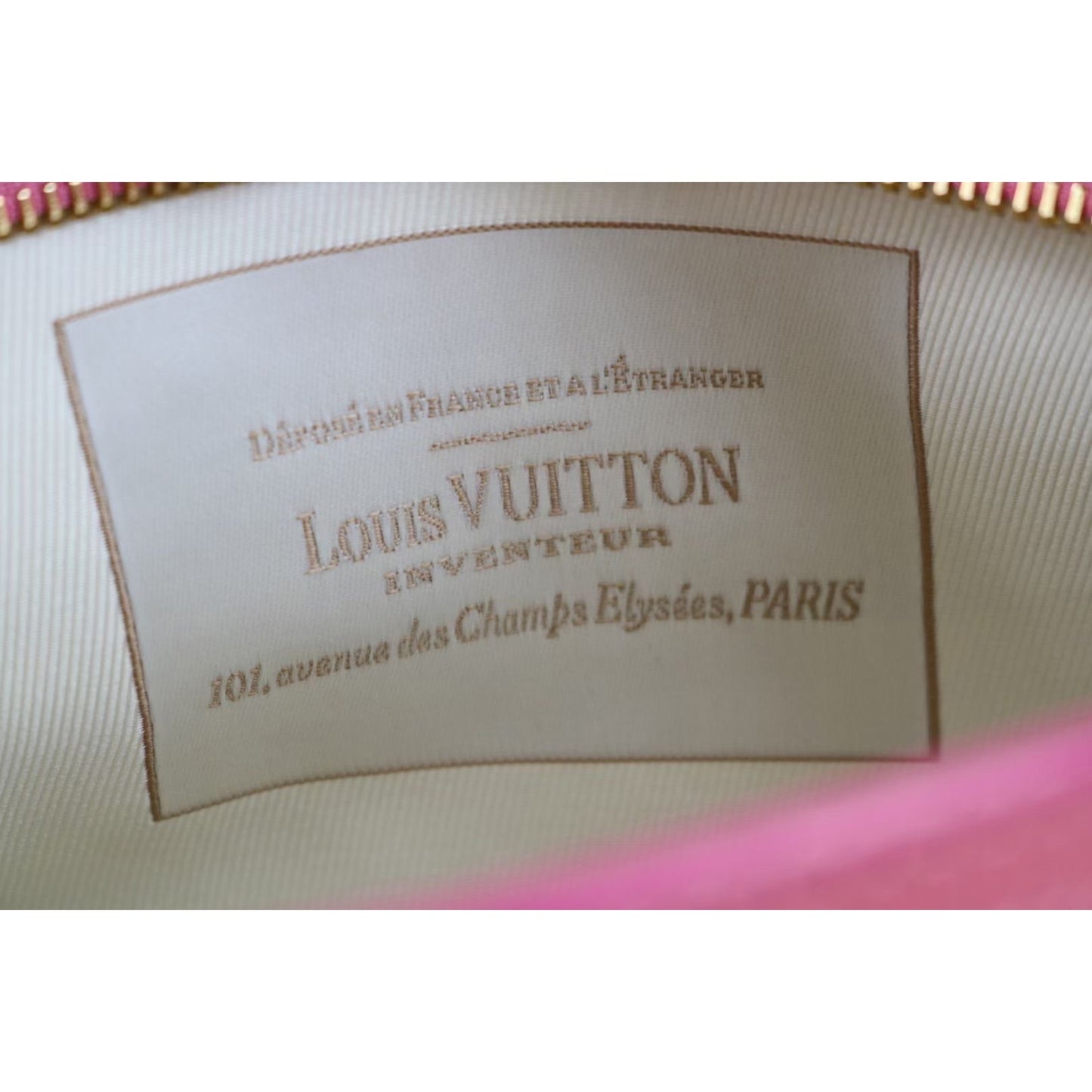 Rank SA | LV Limit Pochette Accessoir |052711