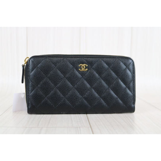 Rank A |Chanel Caviar Skin Matrasse Wallet|062012