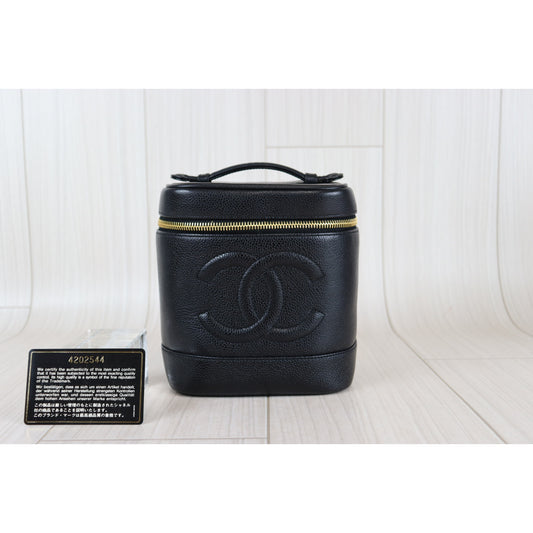 Rank A | CHANEL Caviar Skin Vanity Handbag |082404