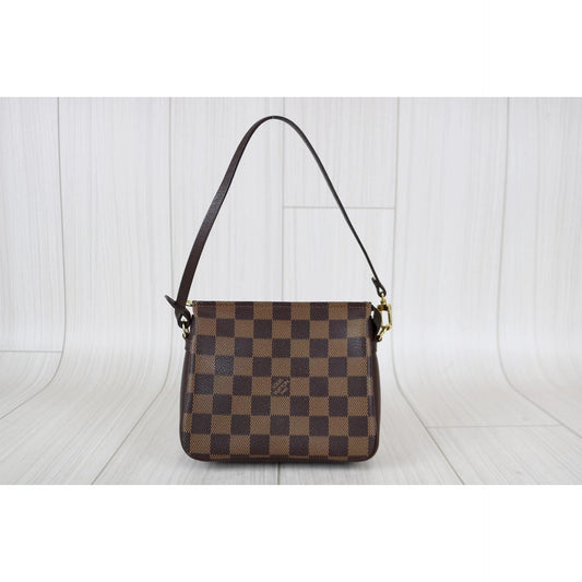Rank A | LV Damier Truth Make Up Pouch |031202