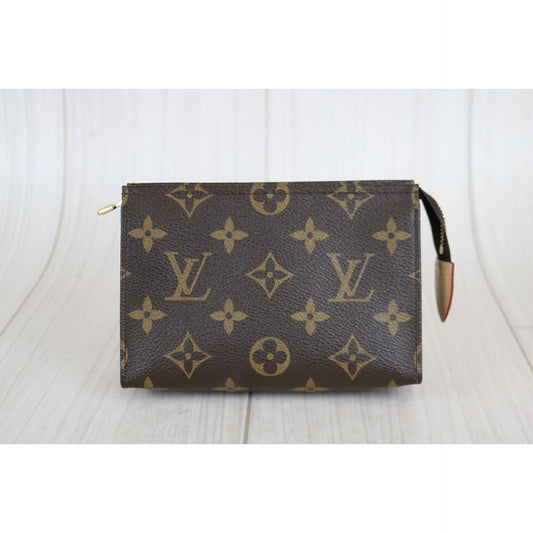 Rank SA|LV Monogram Pochette Toilette 15|040905