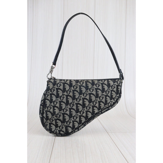 Rank AB | Dior Trotter Saddle Clutch Hand Pouch |23031406