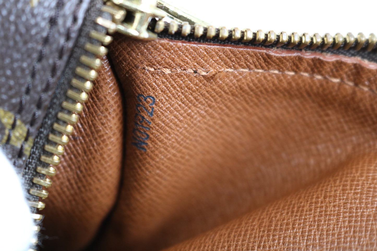 Rank A | LV Monogram Papillon 26 Handbag |062907