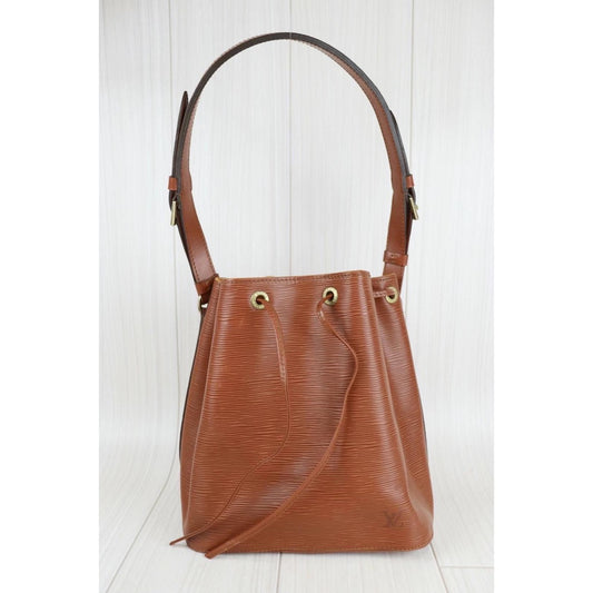 Rank A | LV Epi Shoulder Bag|22111005