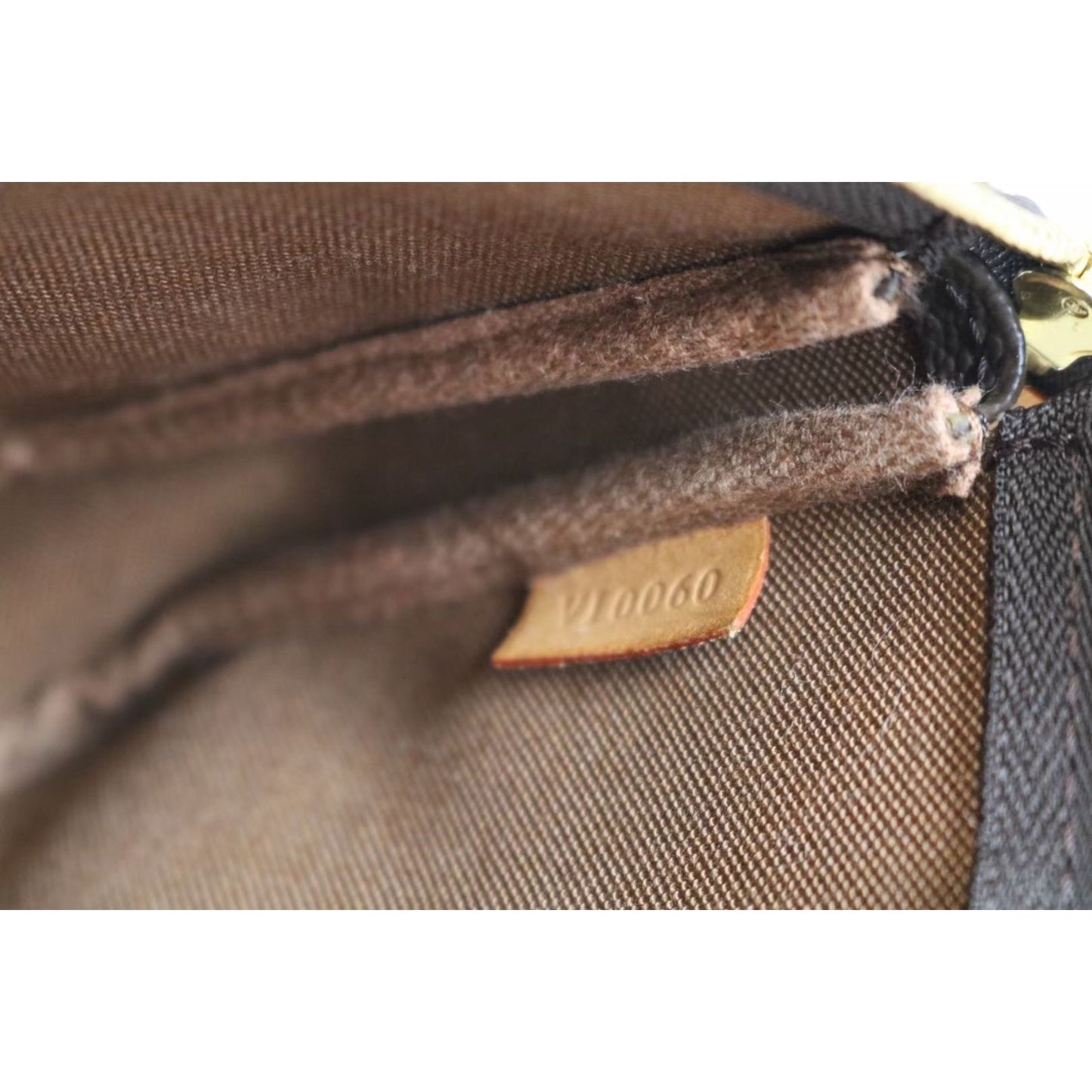 Rank A | LV Monogram Pochette Accessoires |021501