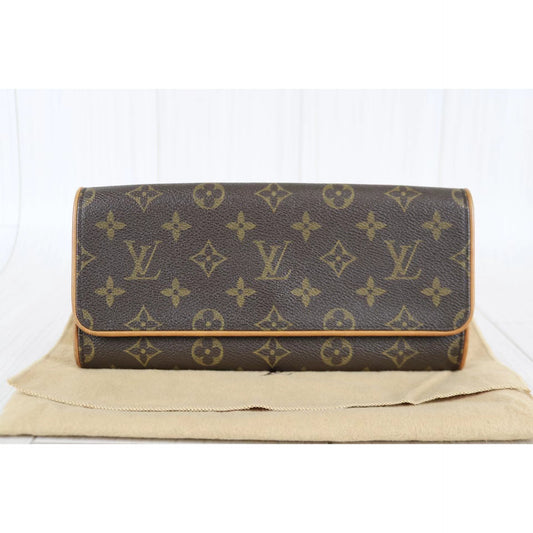 Rank AB | LV Monogram Pochette Twin GM |061104