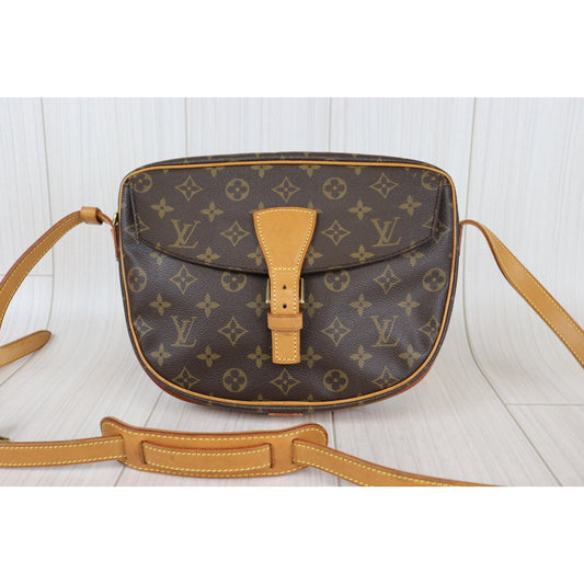 Rank AB | LV Monogram Jeune Fille GM Crossbody Bag |082815
