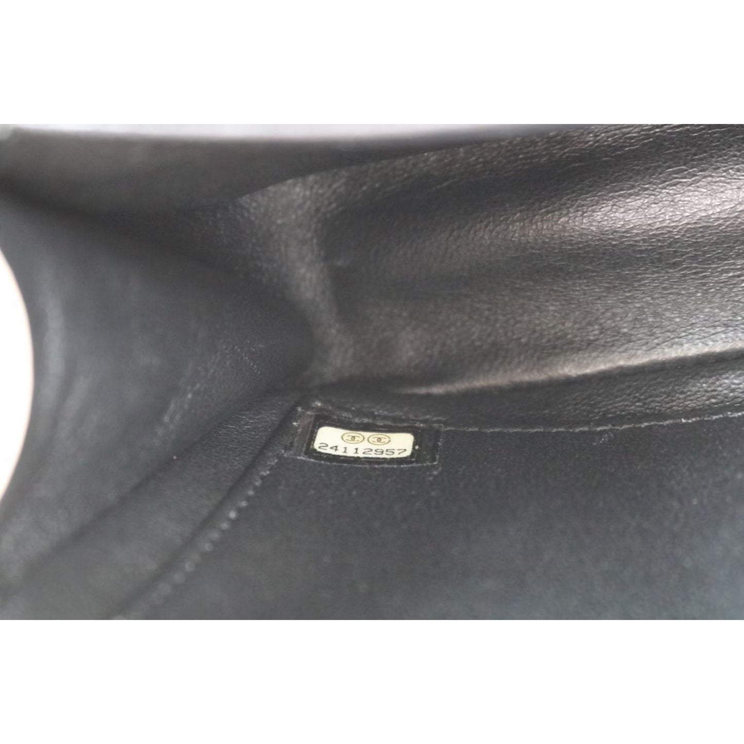 Rank A | CHANEL Caviar Skin Shoulder Bag |052715