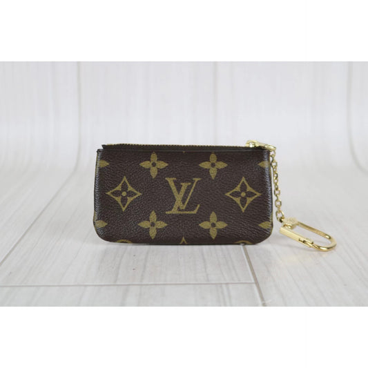 Rank A | LV Monogram Pochette Cre|041901