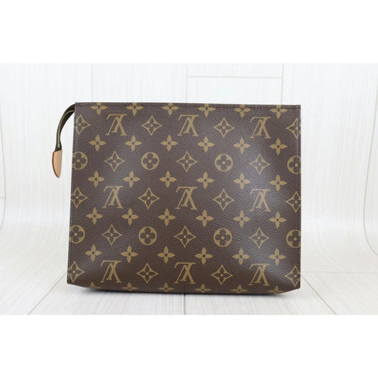 Rank A | LV Monogram Pochette Toilette 26 |22112506