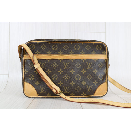 Rank AB | LV Monogram Trocadero 27 Shoulder Bag|053103