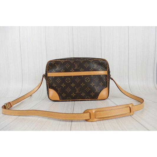 Rank A | LV Monogram Trocadero 27 Shoulder Bag|22112403