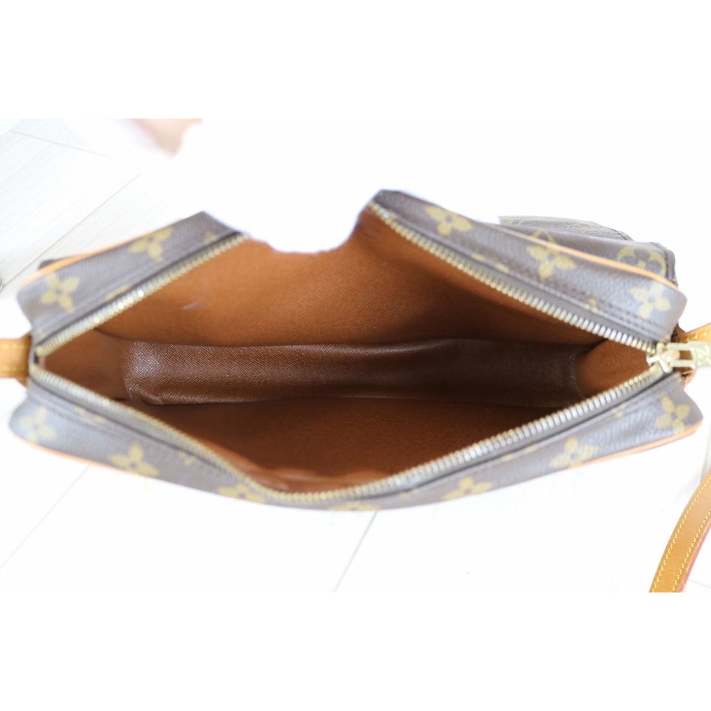 Rank AB |LV Monogram ShoulderBag|031918