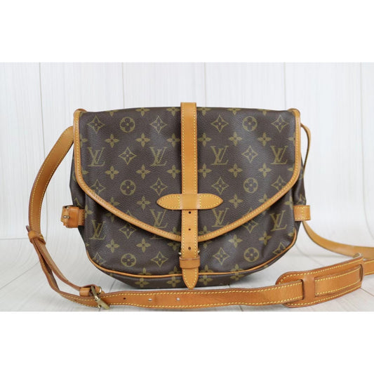 Rank AB | LV Monogram Saumur MM Shoulder Bag|031914