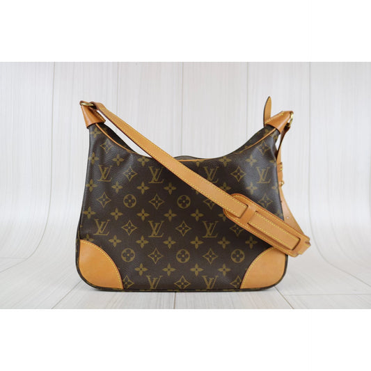 Rank A|LV Monogram Boulogne 30 Shoulder Bag | 022505