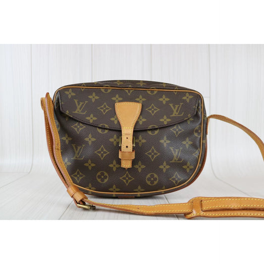 Rank AB | LV Monogram Shoulder Bag |030509
