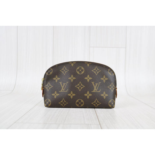 Rank A | LV Monogram Pouch |022103
