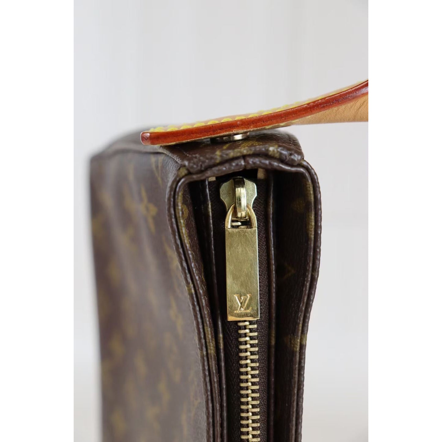 Rank A | LV Monogram Looping MM Shoulder Bag |083008