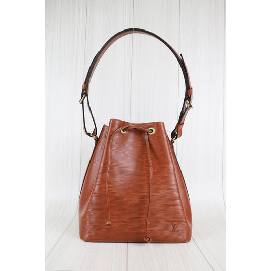 Rank A | LV Epi Shoulder Bag|060408