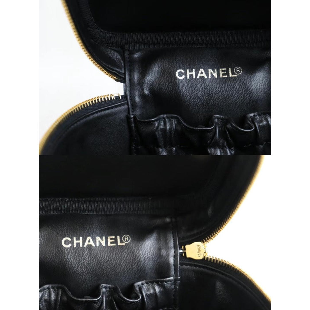 Rank A | CHANEL Caviar Skin Vanity Handbag |22111405