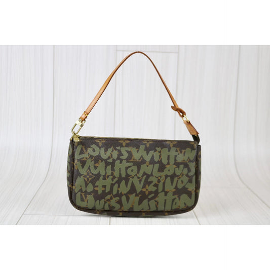 Rank A | LV Monogram Pochette Accessoires |101501