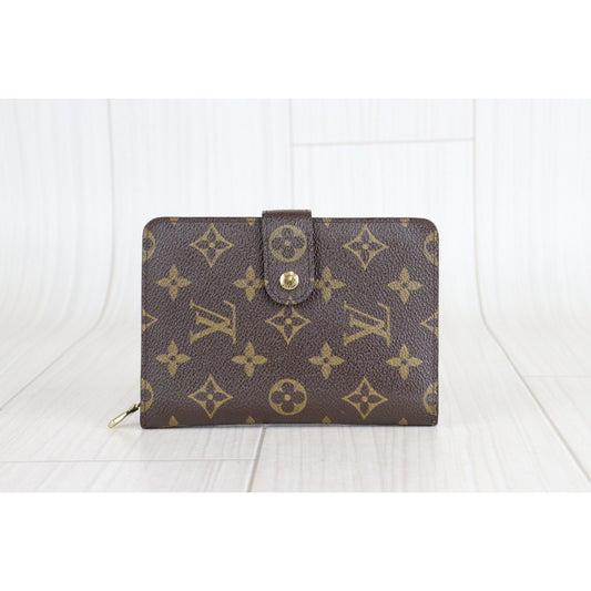 Rank A |LV Monogram Wallet|23020805