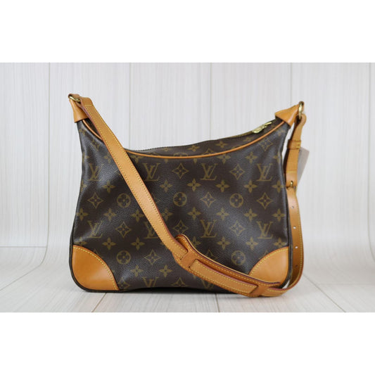 Rank A|LV Monogram Boulogne 30 Shoulder Bag |060815