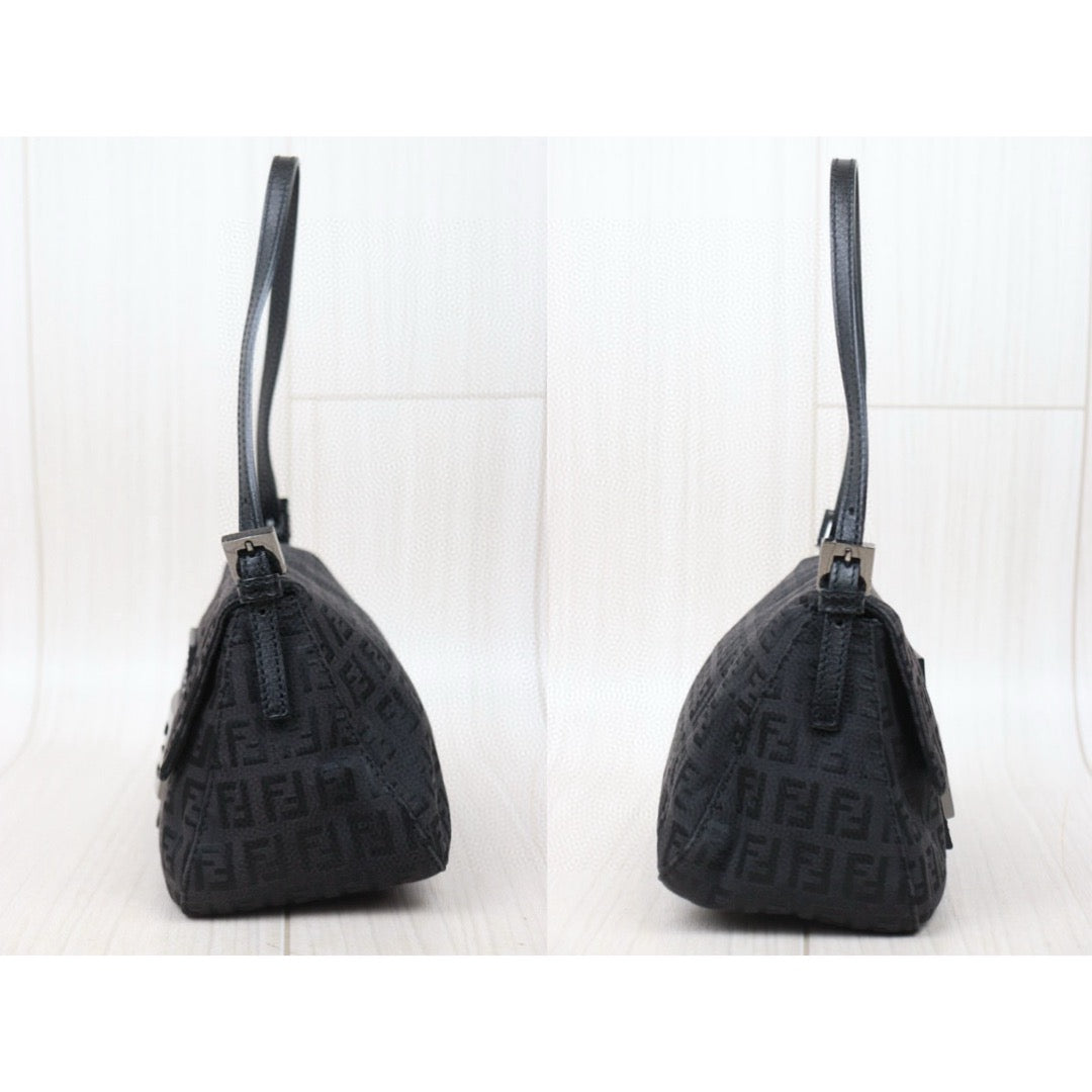 Good ( Rank AB)｜ FENDI Mamma Shoulder Bag Black ｜V24110745