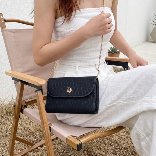 Include Entrupy Certificate of Authenticity｜Excellent（Rank SA）｜Dior  Honeycomb Canvas Chain Shoulder Bag ｜26100605