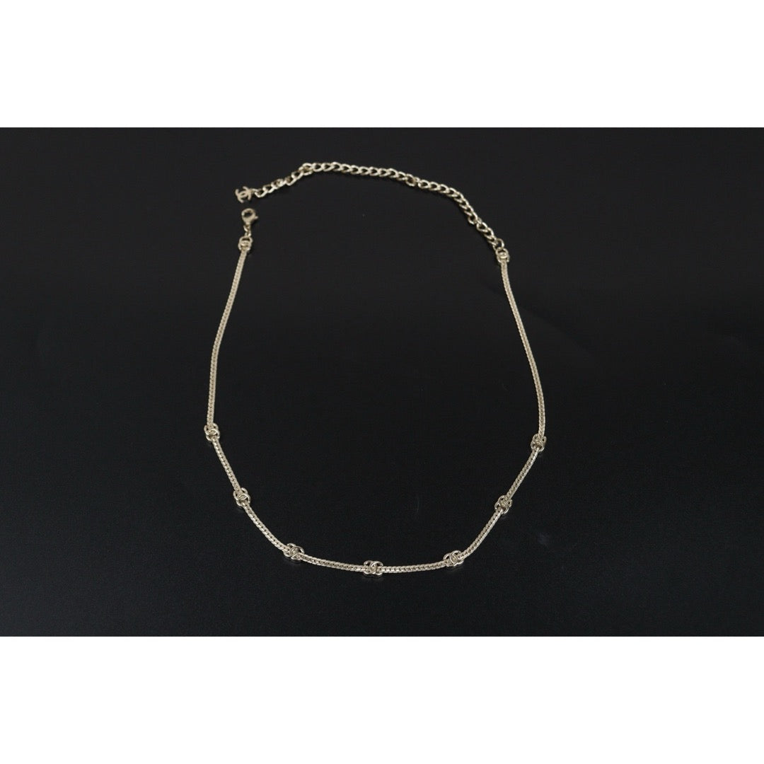 Very Good ( Rank A) ｜  CHANEL Coco Mark 24B Snake Bone Chain  Choker Necklace ｜V25110608