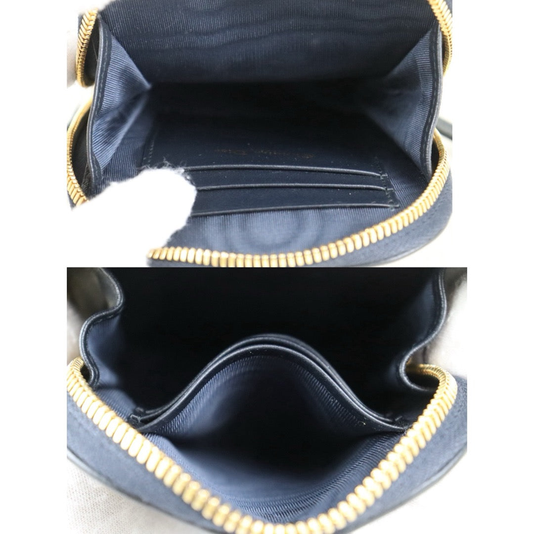Include Entrupy Certificate of Authenticity｜Very Good ( Rank A)｜Dior 30 Montaige  Oblique Phone Holder ｜S26090707