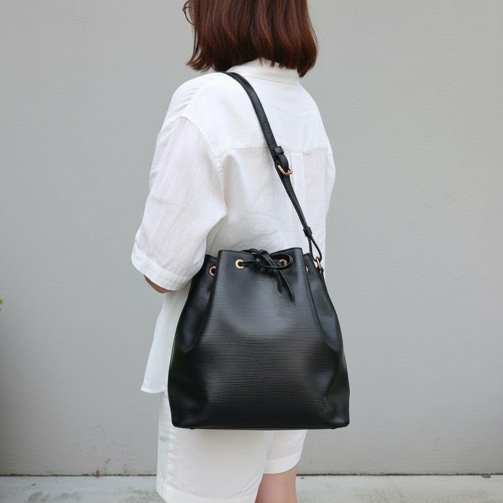 Include Entrupy Certificate of Authenticity｜Good ( Rank AB)｜Louis Vuitton Epi Slouchy Bucket Shoulder Bag Black｜W25122606