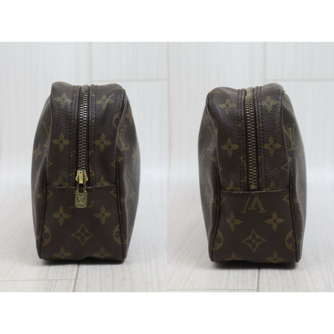 Include Entrupy Certificate of Authenticity｜Good ( Rank AB)｜ Louis Vuitton Truth Toilet 28 Monogram Makeup Pouch｜26070304