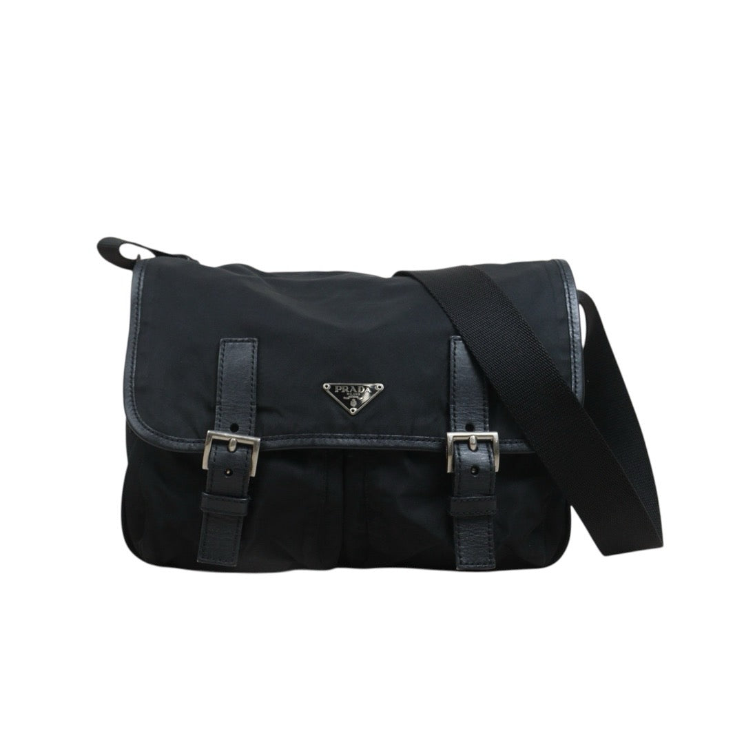 Include Entrupy Certificate of Authenticity｜Good ( Rank AB) ｜Prada  Nylon Black Shoulder Bag  Silver Hardware｜26082602