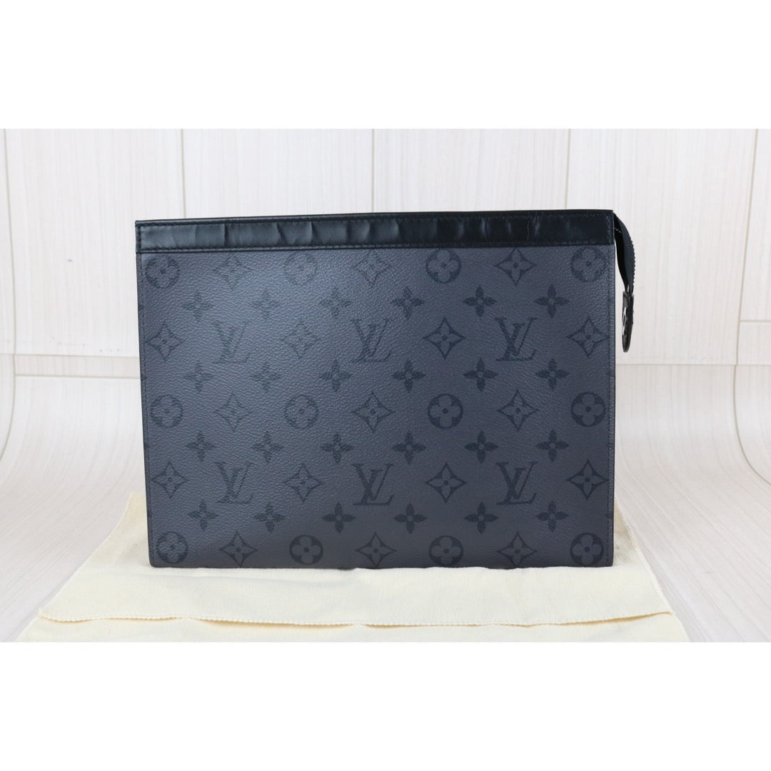 Include Entrupy Certificate of Authenticity｜Good ( Rank AB)｜Louis Vuitton Pochette Voyage MM  Pouch Black  IC Chips Model｜Z26091608