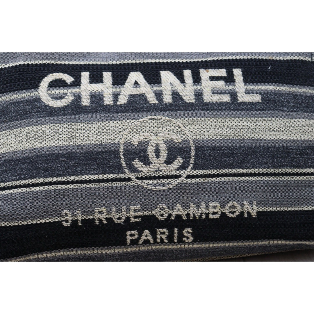 Good ( Rank AB)｜ CHANEL Canvas Tote Bag  Made In 2018-2019 Year｜P25062703