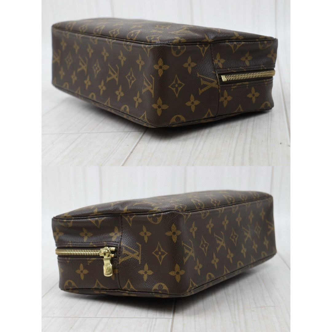 Very Good ( Rank A) ｜ LV Truth Toilet 28 Monogram Makeup Pouch｜Q25040303