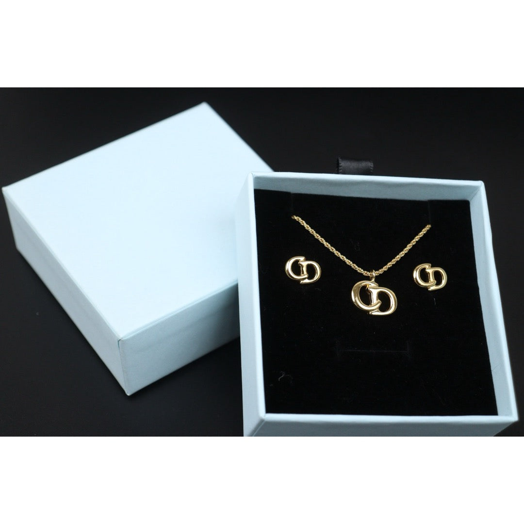 Very Good ( Rank A) ｜ Dior CD Necklace Earring Set ｜25072414
