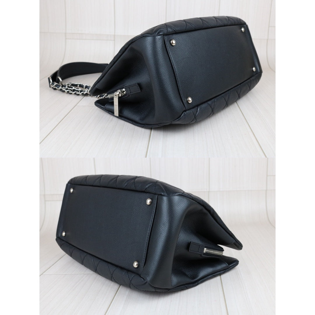 Include Entrupy Certificate of Authenticity｜Very Good ( Rank A)｜ CHANEL Caviar Skin  Matrasse Chain Tote Bag Black Made In 2011Year｜X26041605