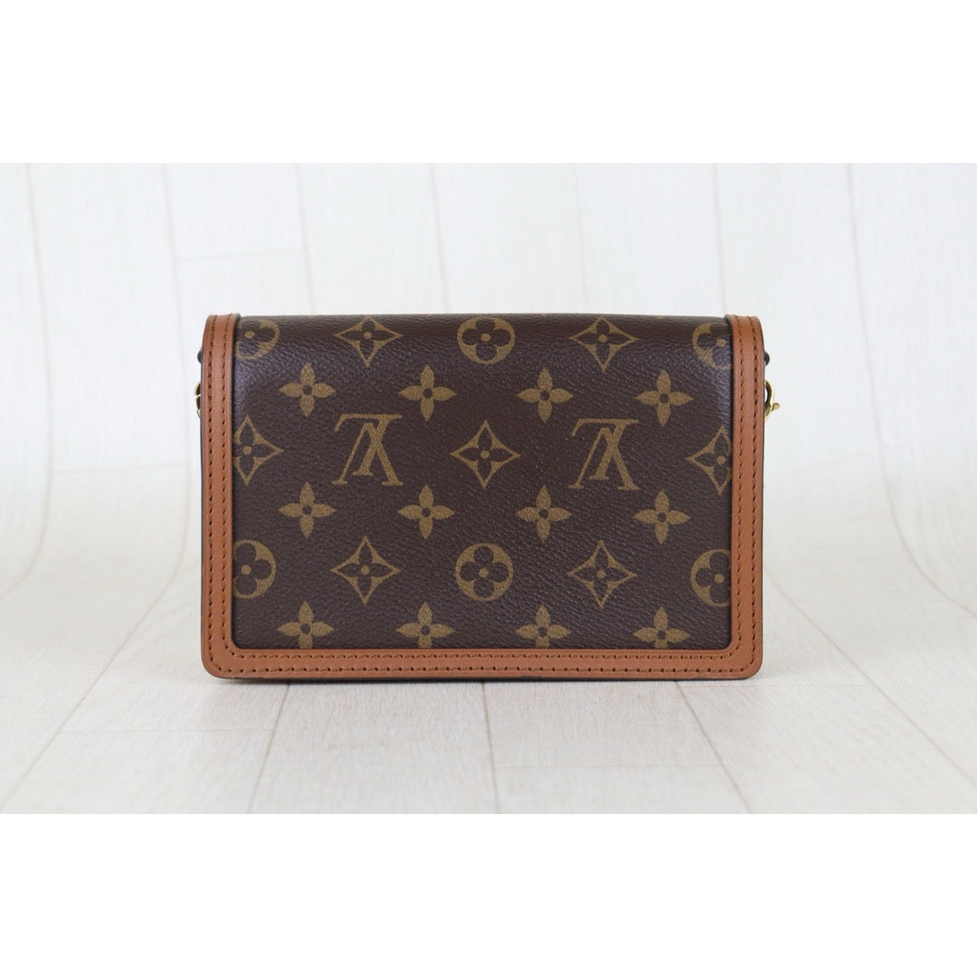 Very Good ( Rank A) ｜LV Monogram Reverse Dauphine Mini WOC Chain Shoulder Bag  IC Chips Model｜S26012904