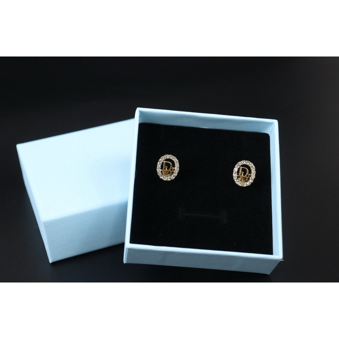 Very Good ( Rank A)｜ Dior CD Earring Gold Plated｜24082905