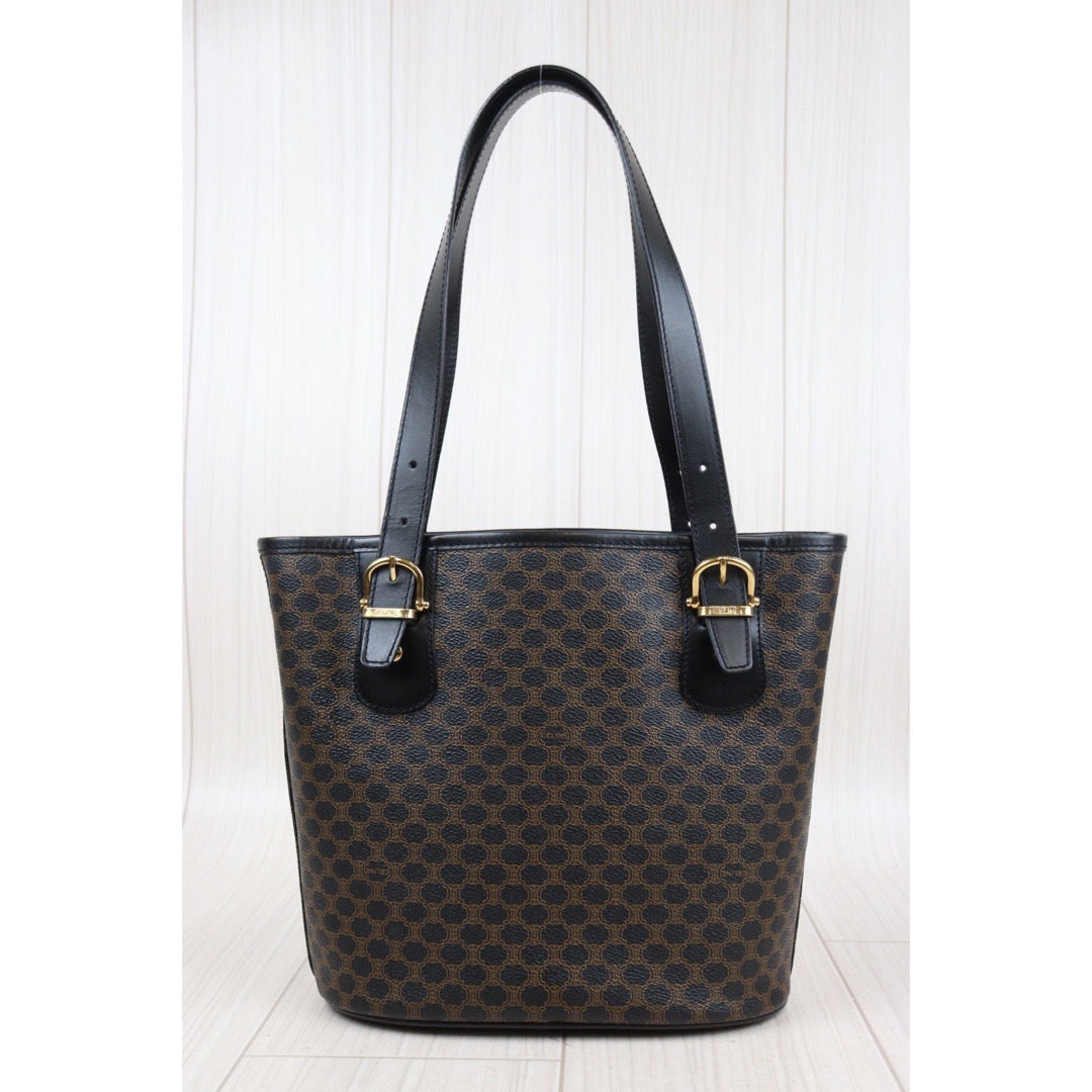 Rank A ｜ CELINE Black Macadam ToteBag ｜V24032202