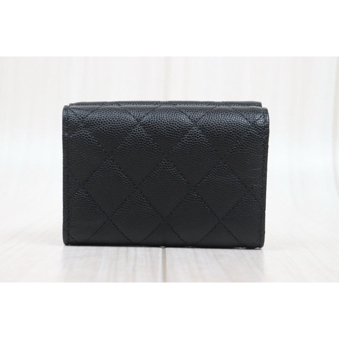 Very Good ( Rank A)｜Chanel Caviar Skin Black Wallet Made In 2019-2020Year ｜25042413