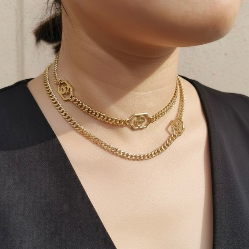 Include Authentic Detective Certificate of Authenticity｜Very Good ( Rank A) ｜ Dior  CD Long Necklace ｜Y26040709