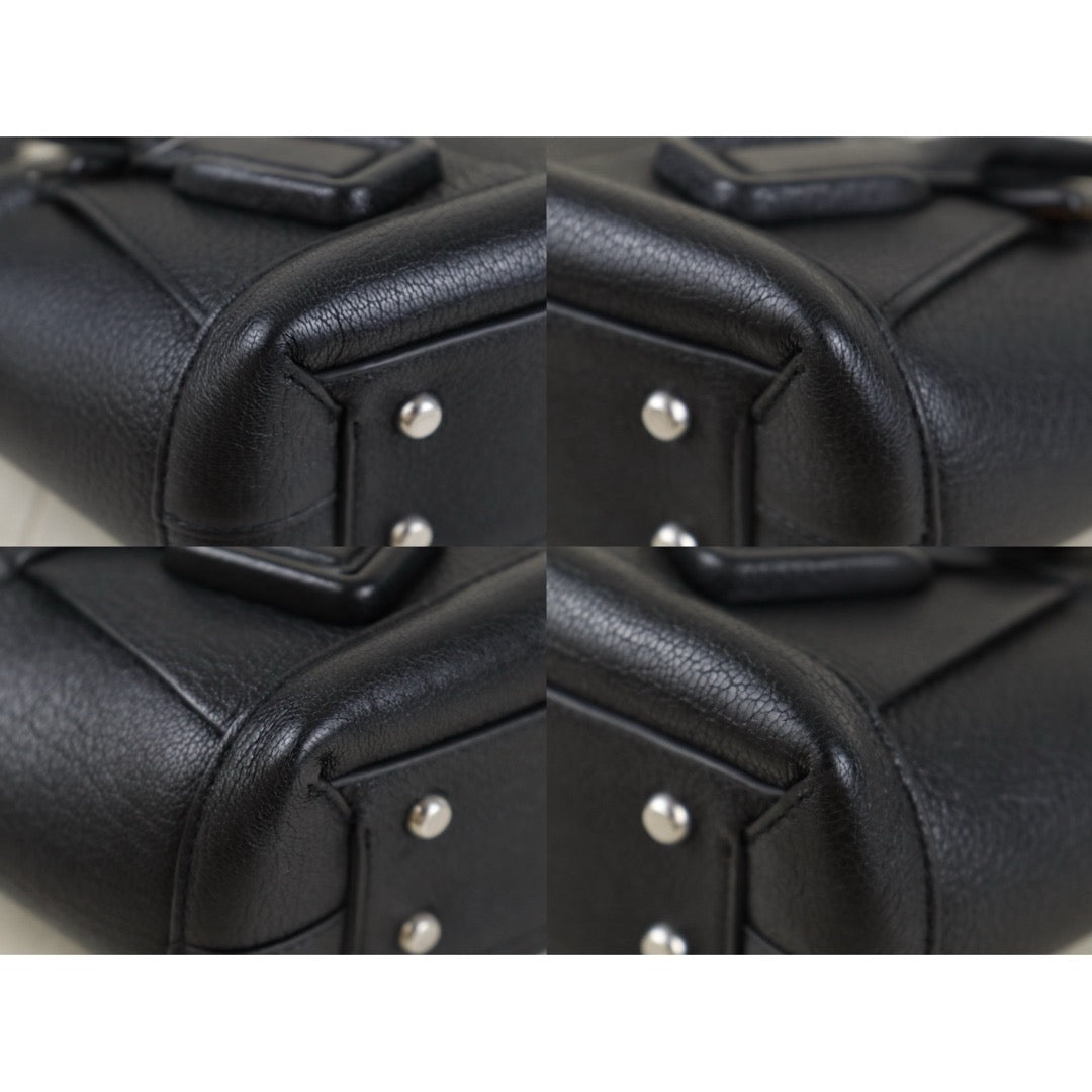 Include Entrupy Certificate of Authenticity｜Very Good ( Rank A)｜ Bottega Veneta Arco 33 Calfskin Camel Shoulder Bag Black｜Z26100203