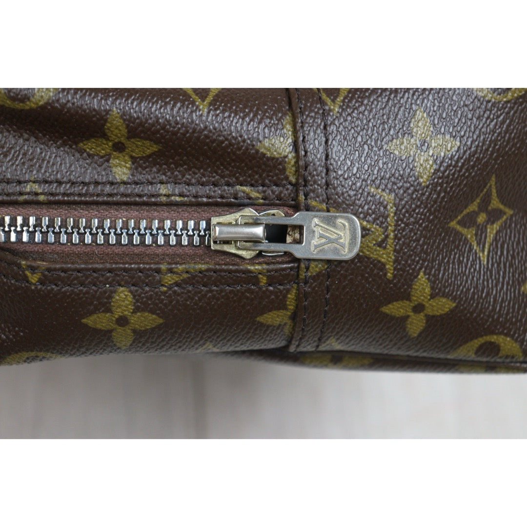 Include Entrupy Certificate of Authenticity｜Good ( Rank AB)｜ Louis Vuitton Truth Toilet 28 Monogram Makeup Pouch｜26073005